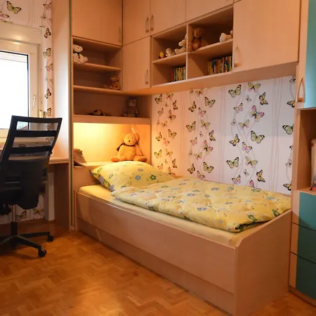 Schwebebahn In Apartmán