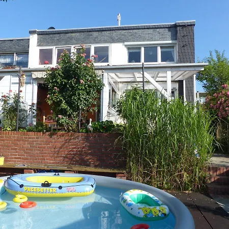 Flat In With Its Own Pool