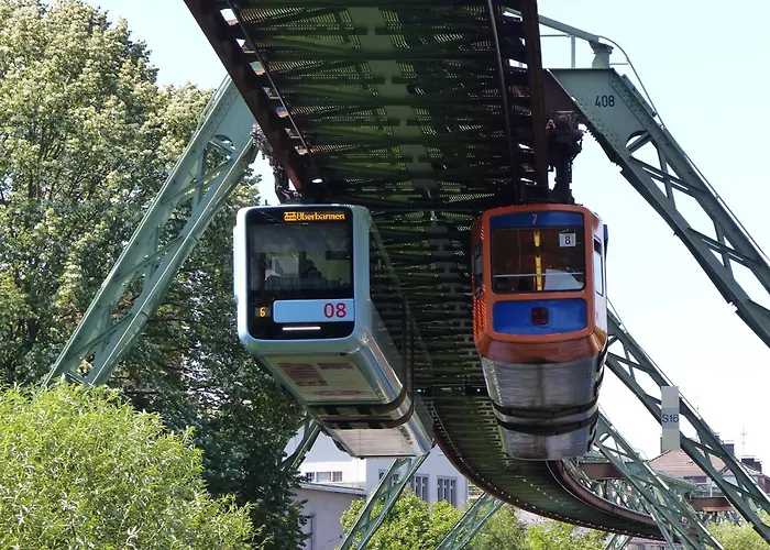 Schwebebahn In Wuppertal