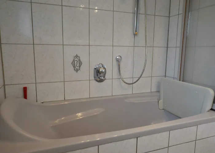 Appartement Schwebebahn In *